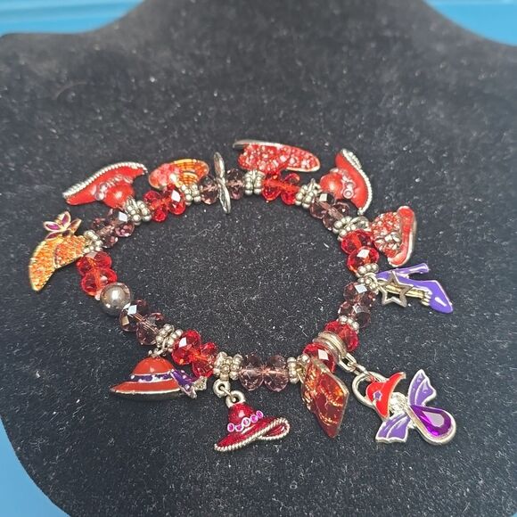 Red Hat, Purple Heels, and ANGEL Charm Bracelet - Danbury Mint - Vintage 70s - Picture 2 of 8